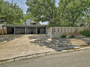 2404 McCall Rd #B, Austin, TX 78703