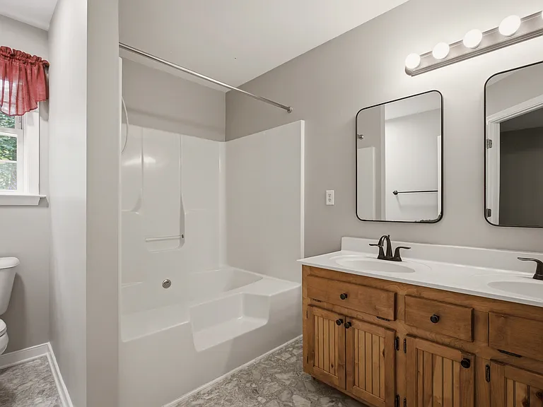 4908 Stoney Creek Pkwy — Photo 28
