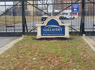 1107 Penn St NE APT 1, Washington, DC 20002