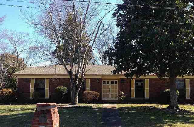 1st image of 5225 1st Ct