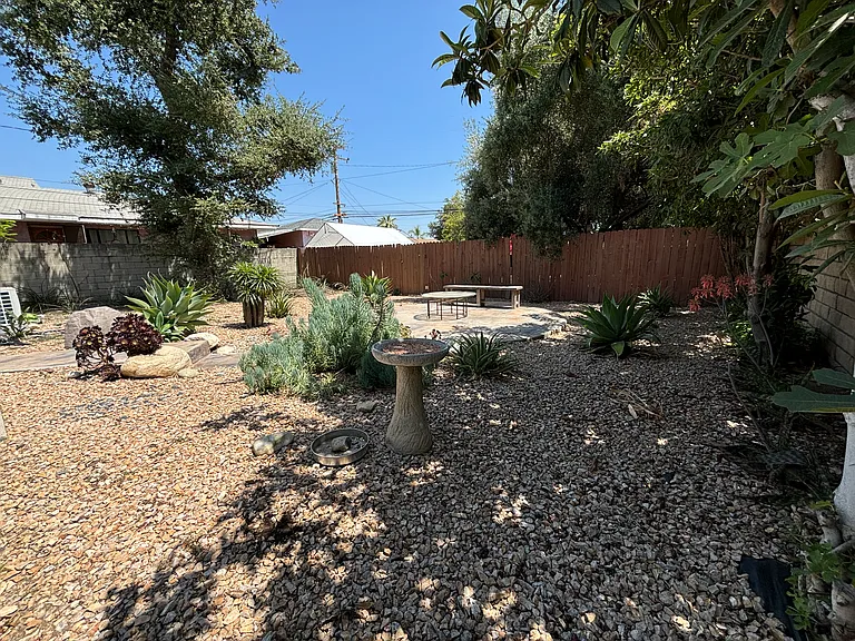 420 E Olive Ave — Photo 3