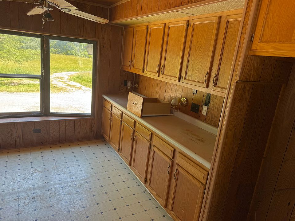 1st image of 661 N 19th St Lot 32