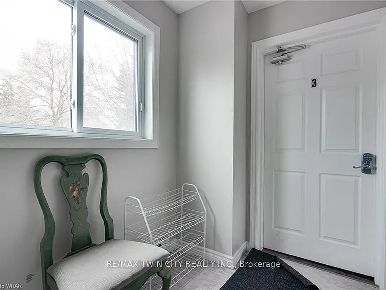 151 Bridgeport Rd E #4 — Photo 22