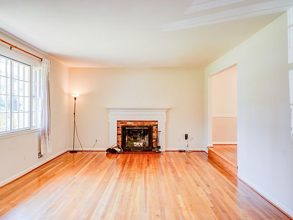 Working wood burning fireplace in living room