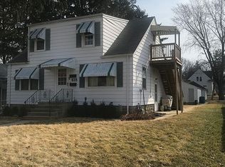 618 Leonard Ave, Dekalb, IL 60115