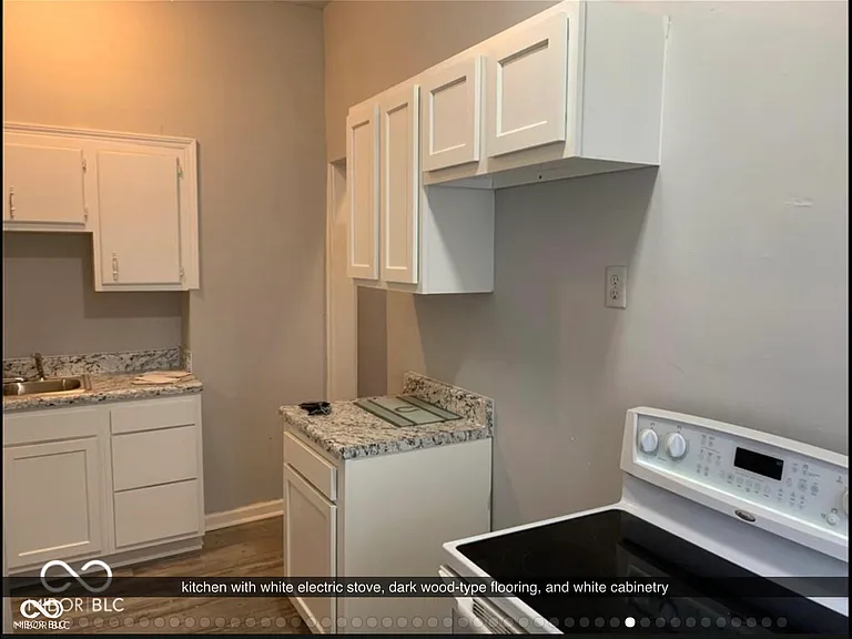 328 W 40th St — Photo 25