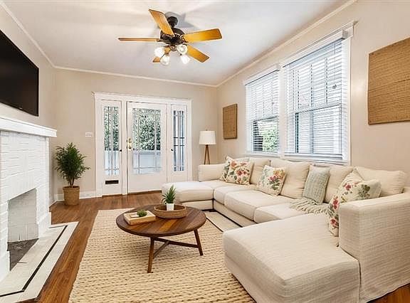 5th image of 8135 Cohn St