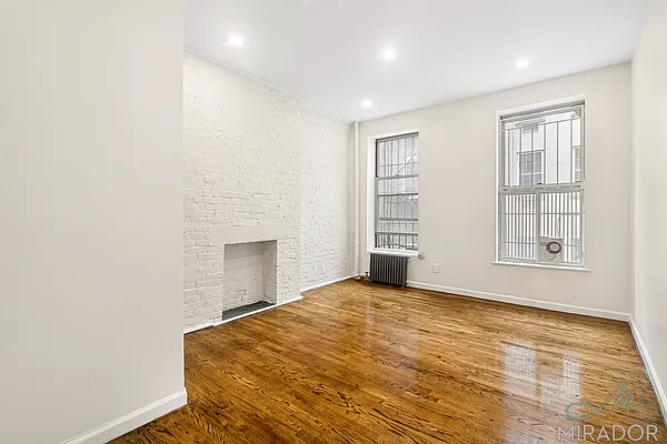 Rented by Mirador Real Estate | media 11