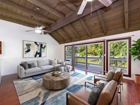 44-155 Laha St #2206, Kaneohe, HI 96744