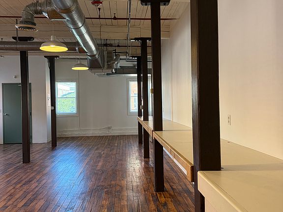 1,000 sq ft Live/Work Space