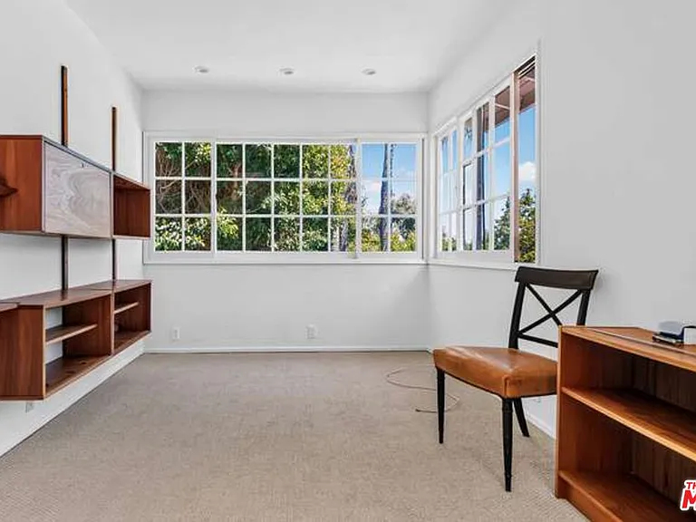 510 Toyopa Dr — Photo 24