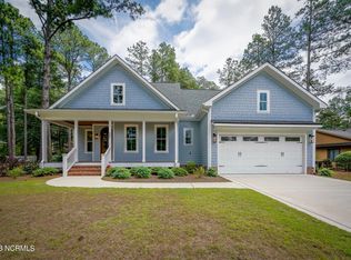 380 Lake Forest Dr, Pinehurst, NC 28374