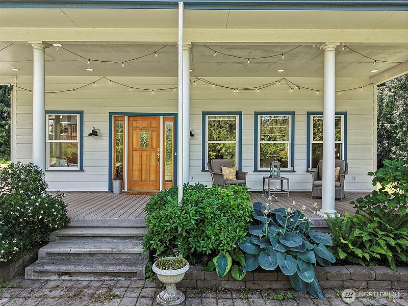 3rd image of 26631 204th Avenue SE
