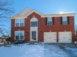 3820 Golden Meadow Ct, Amelia, OH 45102