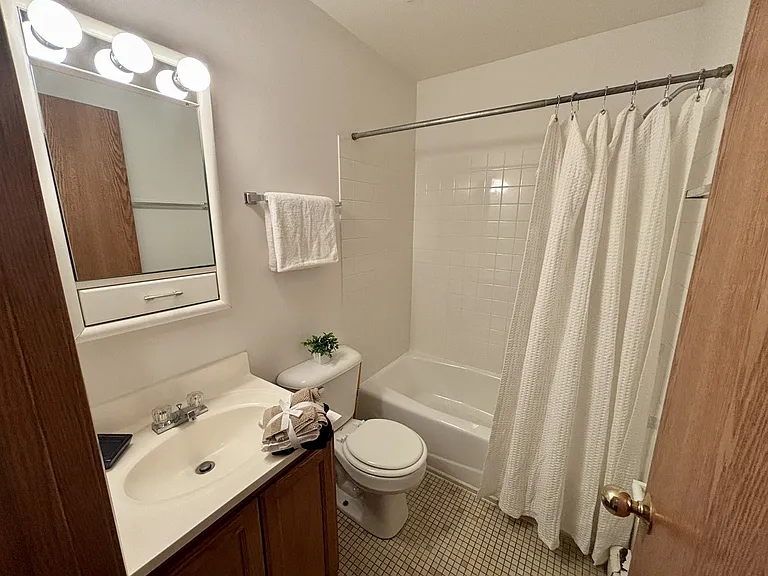 The Ridge Apartments — Photo 23