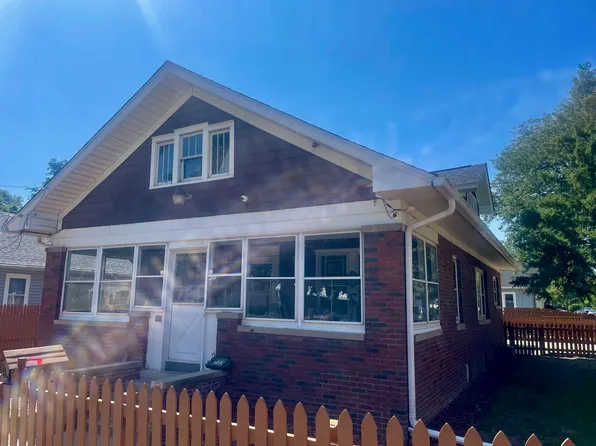 703 S Spencer St, Aurora, IL 60505