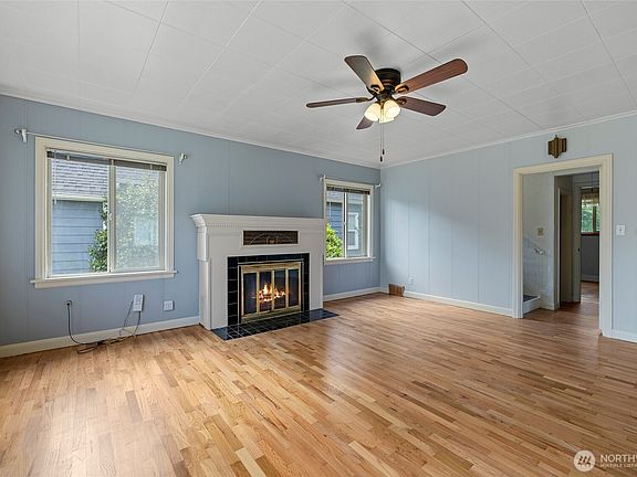 5th image of 428 Jameson Street