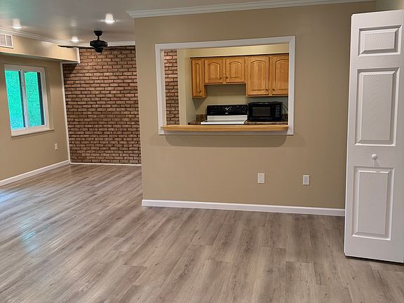 3rd image of 6113 Sanlin Dr
