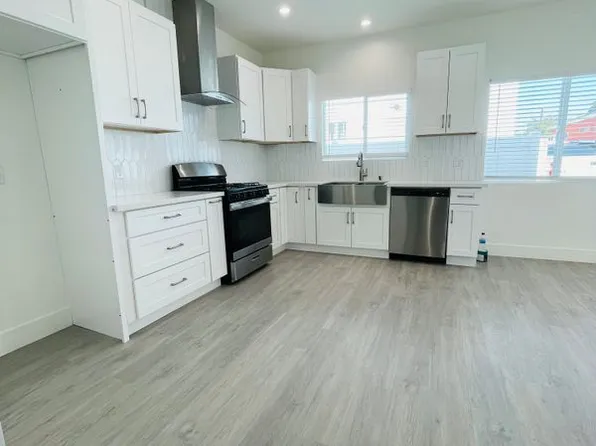 11308 1/2 Emelita St, North Hollywood, CA 91601