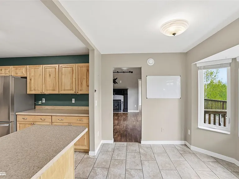 1421 N Landmark Dr — Photo 24