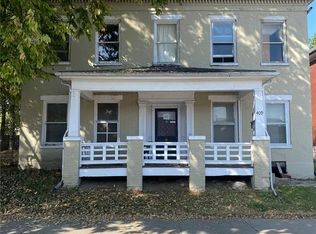 409 E A St, Belleville, IL 62220