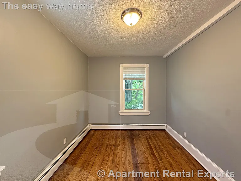 34 Plymouth St — Photo 8