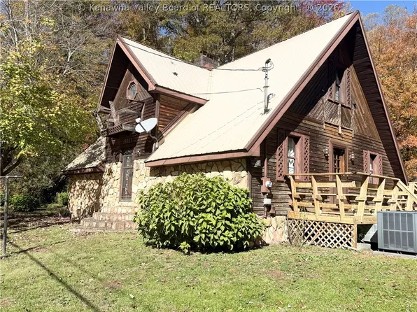 16657 Pond Fork Rd, Madison, WV 25130