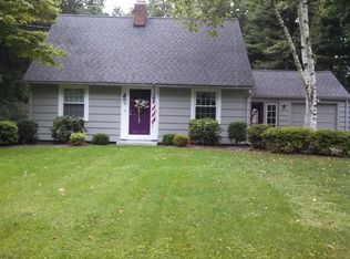 5 Ridgewood Rd, Wilbraham, MA 01095