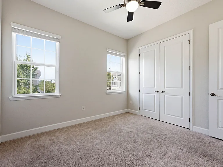 9025 Laureate Blvd — Photo 35