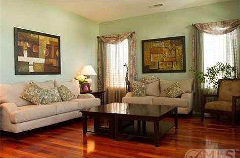 2nd image of 15957 Winesprings Dr