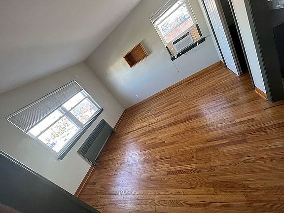 2nd image of 59-61 Brighton Ave #8