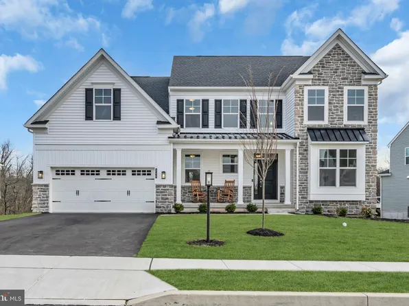 240 Indian Creek Rd, Telford, PA 18969