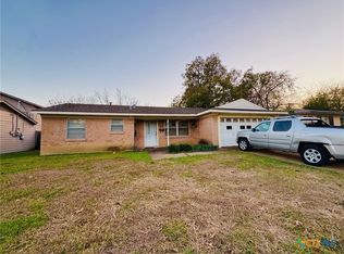2126 Brookshire St, Arlington, TX 76010