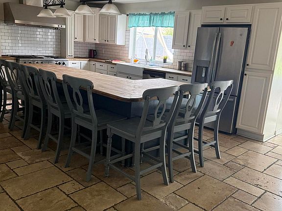 5th image of 2340 W SOLANO Drive
