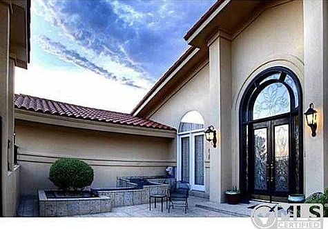 2nd image of 105 Calle Cuesta