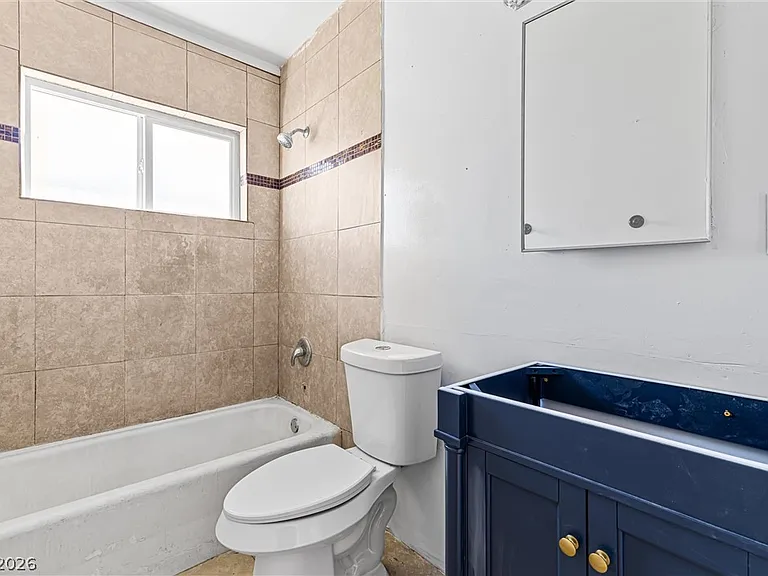 2204 S 15th St #2204 — Photo 14