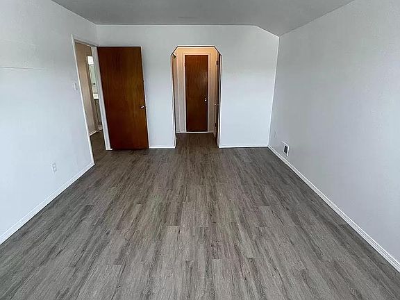 2nd image of 85 Laredo Ave Floor 2