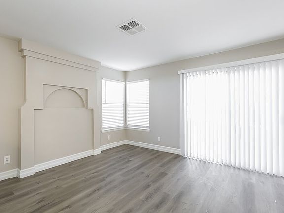 4th image of 8404 White Shore Cir