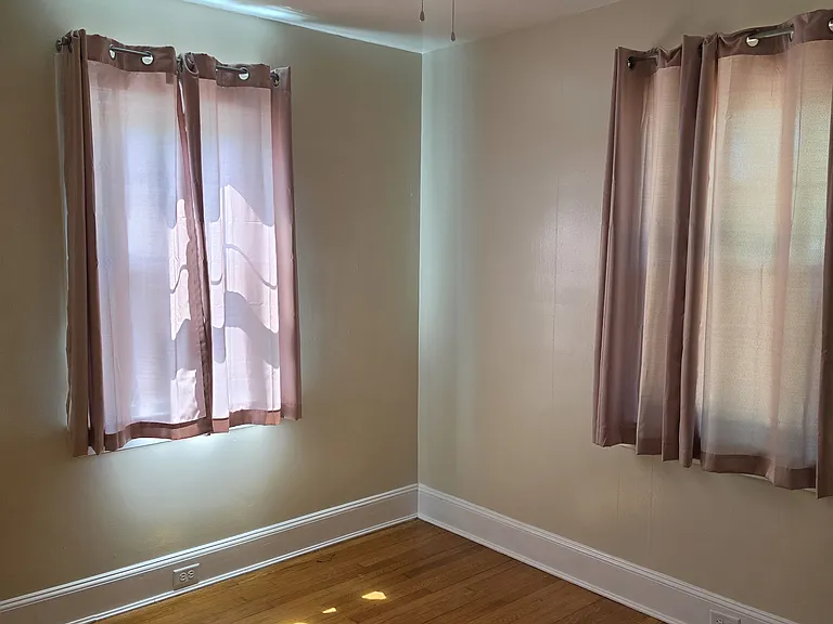 419 Virginia Ave — Photo 12