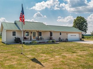 3285 State Highway 128, Beecher City, IL 62414