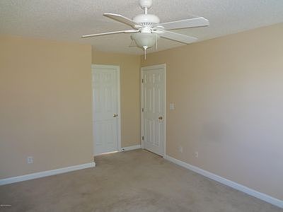 4th image of 2529 Westminster Dr