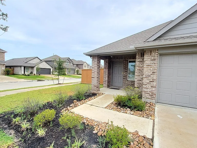 4901 Blue Beetle Ridge Dr — Photo 6