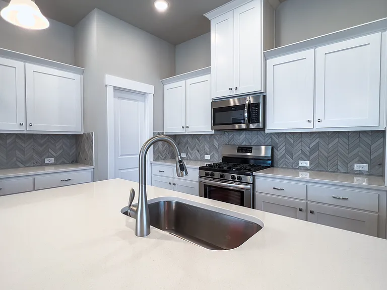 7002 SE Genrosa St — Photo 13