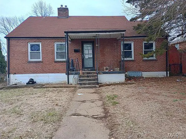 107 Woodstock Rd, Saint Louis, MO 63135
