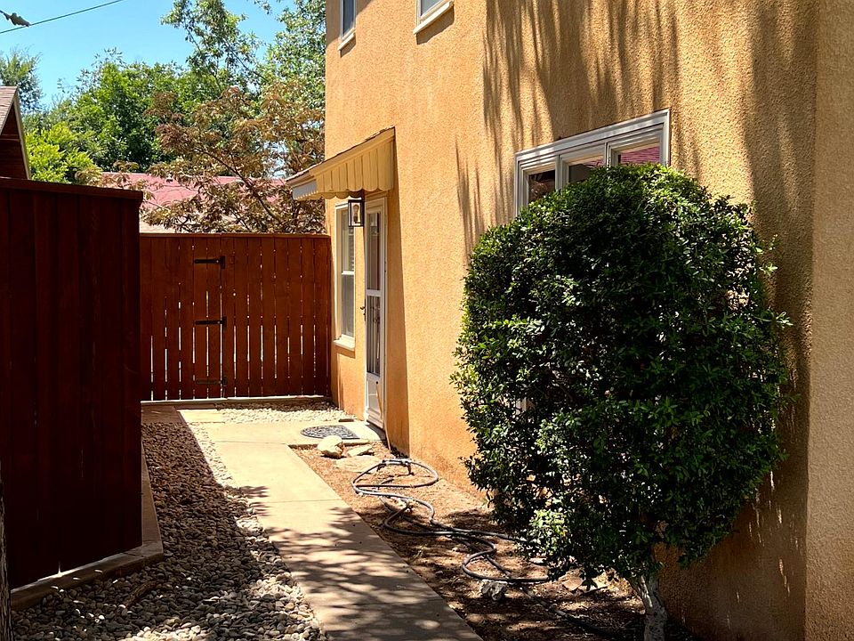 closer view of apartment entry