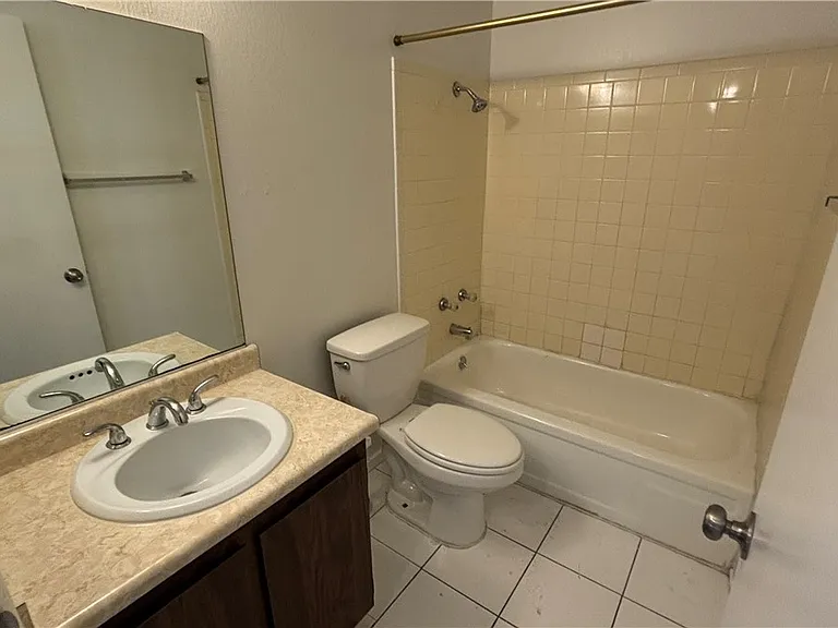 3231 Jericho St #A — Photo 9