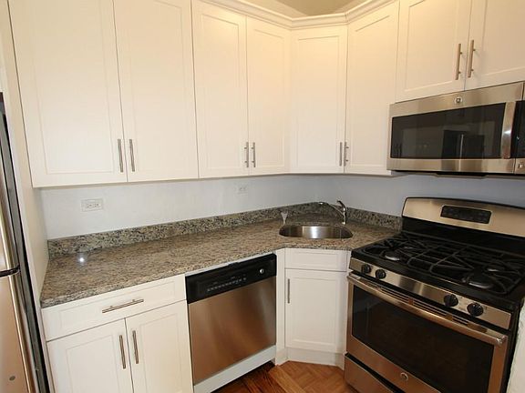 4th image of 4554 41st St APT 5D
