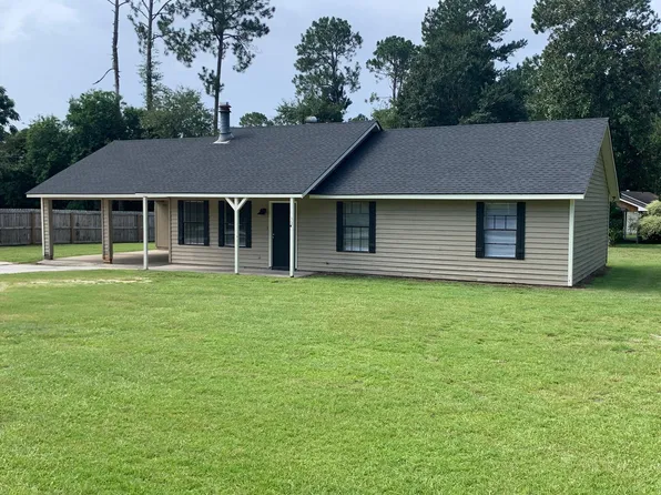 812 Robin Hood Trl, Statesboro, GA 30458