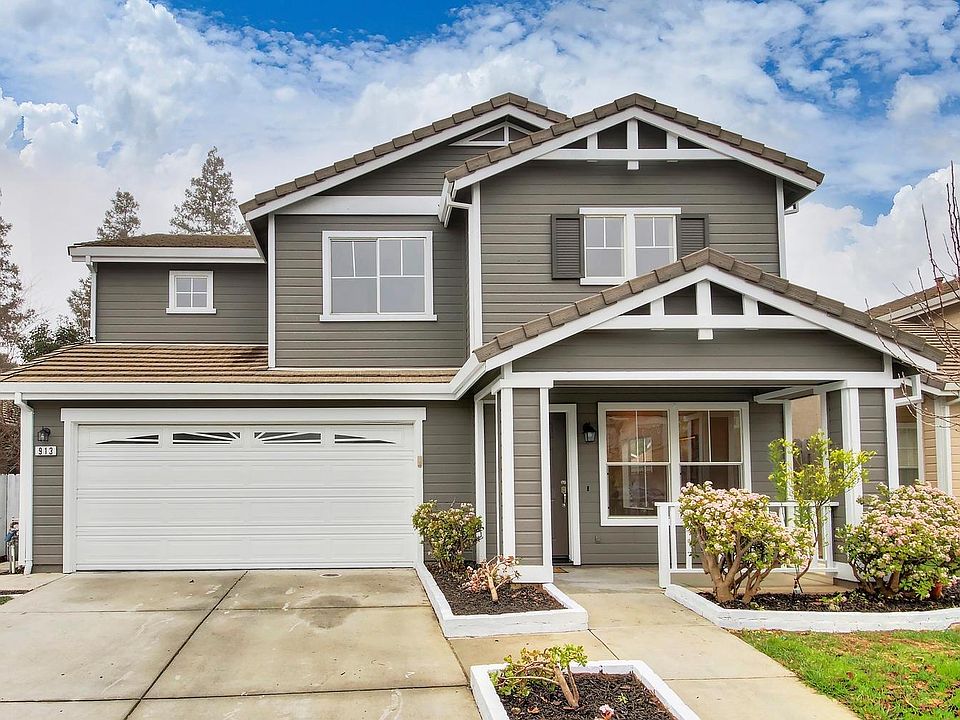 1st image of 913 Anderson Cir
