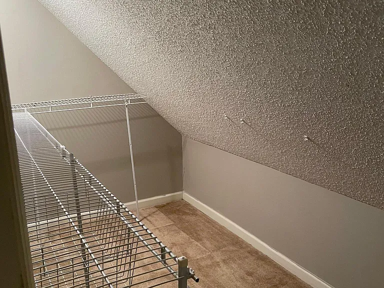 438 Joshua Ct — Photo 17